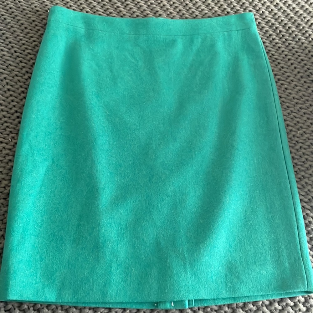 J. Crew Green Pencil Skirt Size: 10